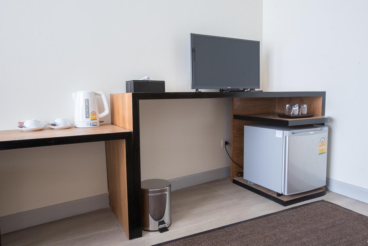 Triple B Boutique Residence Si Racha Eksteriør billede